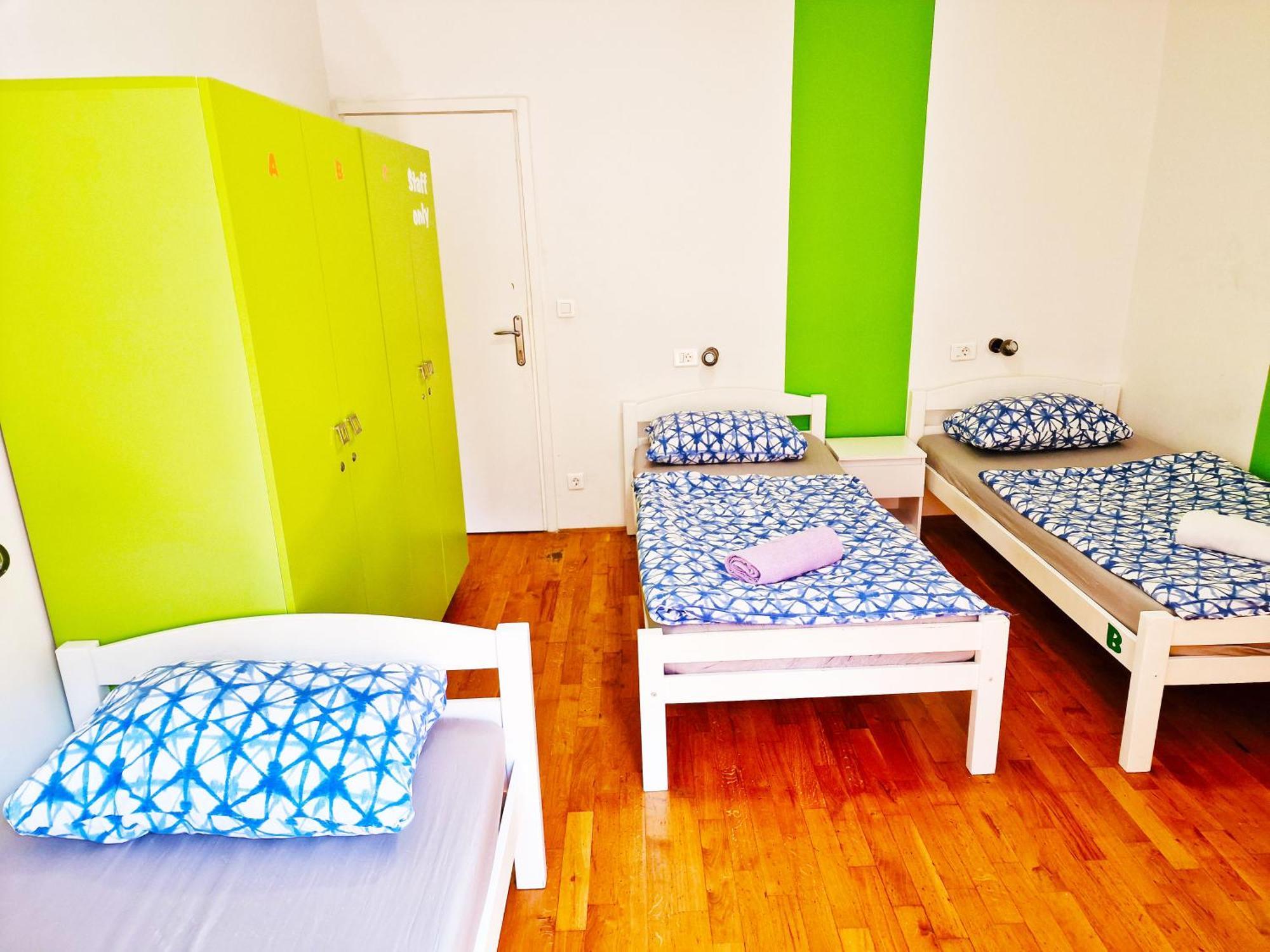 Croparadise Hostel Сплит Экстерьер фото