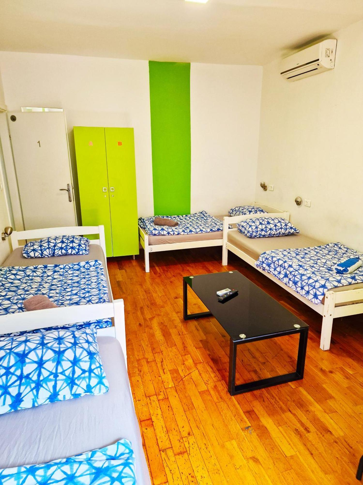 Croparadise Hostel Сплит Экстерьер фото